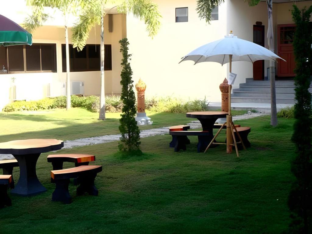 Golden Land Hotel Chiang Rai Exterior foto