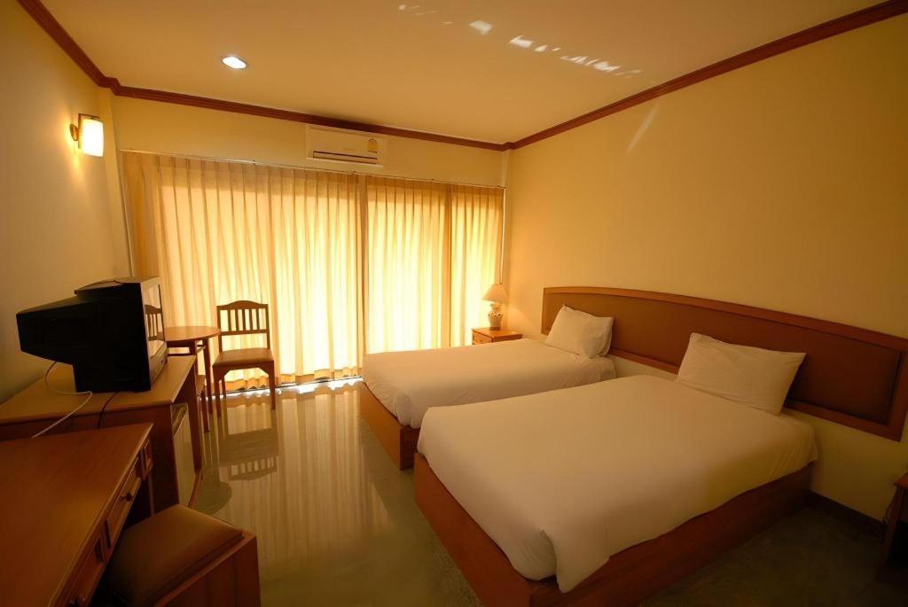 Golden Land Hotel Chiang Rai Exterior foto