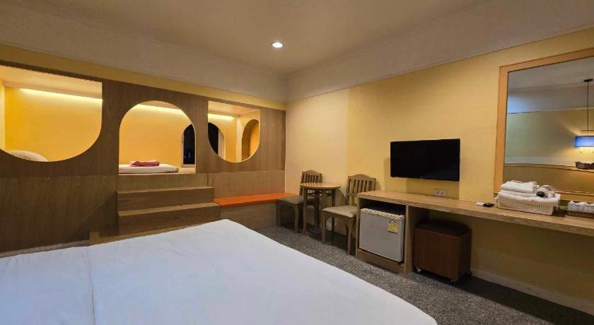 Golden Land Hotel Chiang Rai Exterior foto